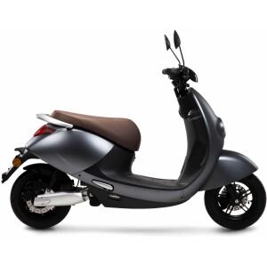 Le scooter électrique LVNENG S3 50cc, proposé en exclusivité par notre société Ride Concept est doté d'un design raffiné et de caractéristiques techniques avancées pour vous transporter lors de vos trajets quotidiens tout en préservant l'environnement.